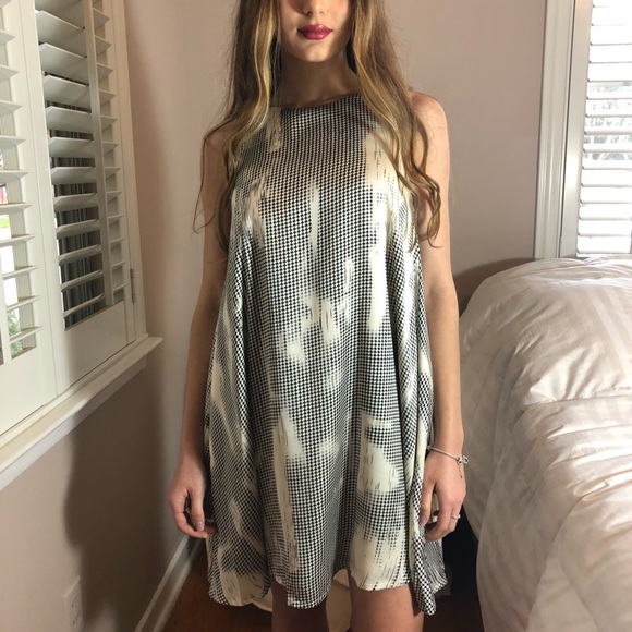 Posh Garden Dresses & Skirts - Solddd Outtt